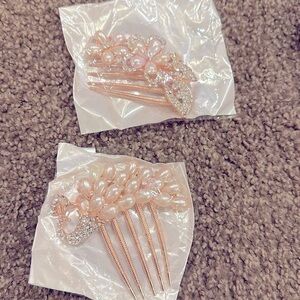 NWT 2 Pc Rhinestone & Pearl Hair Comb Flower Hair Side Combs Clip Peacock